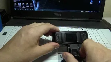 Устанавливаем память 32 Gb в видеорегистратор