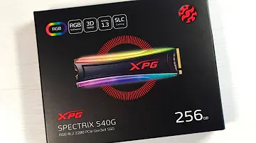 Распаковка и Быстрый взгляд на SSD от ADATA