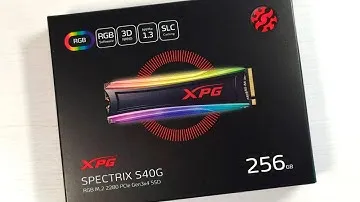 Распаковка и Быстрый взгляд на SSD от ADATA
